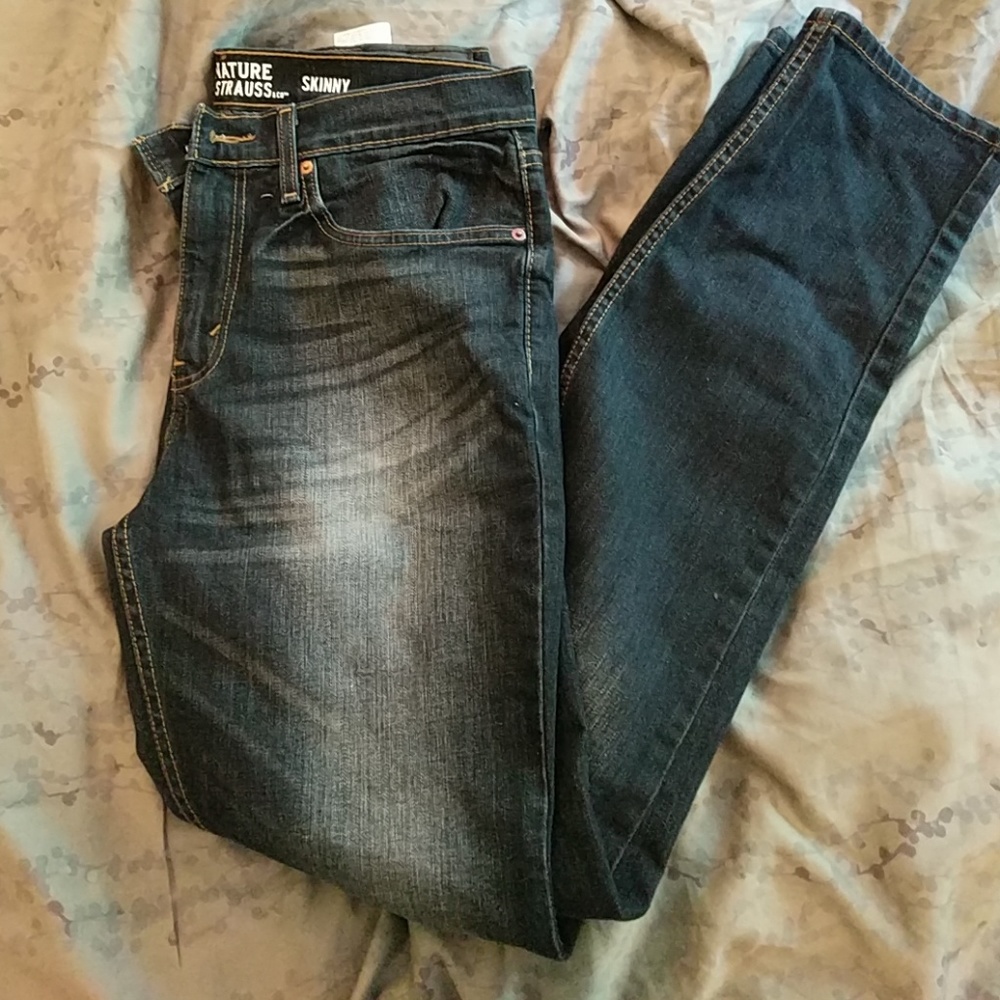 NWOT Mens Slim Levis